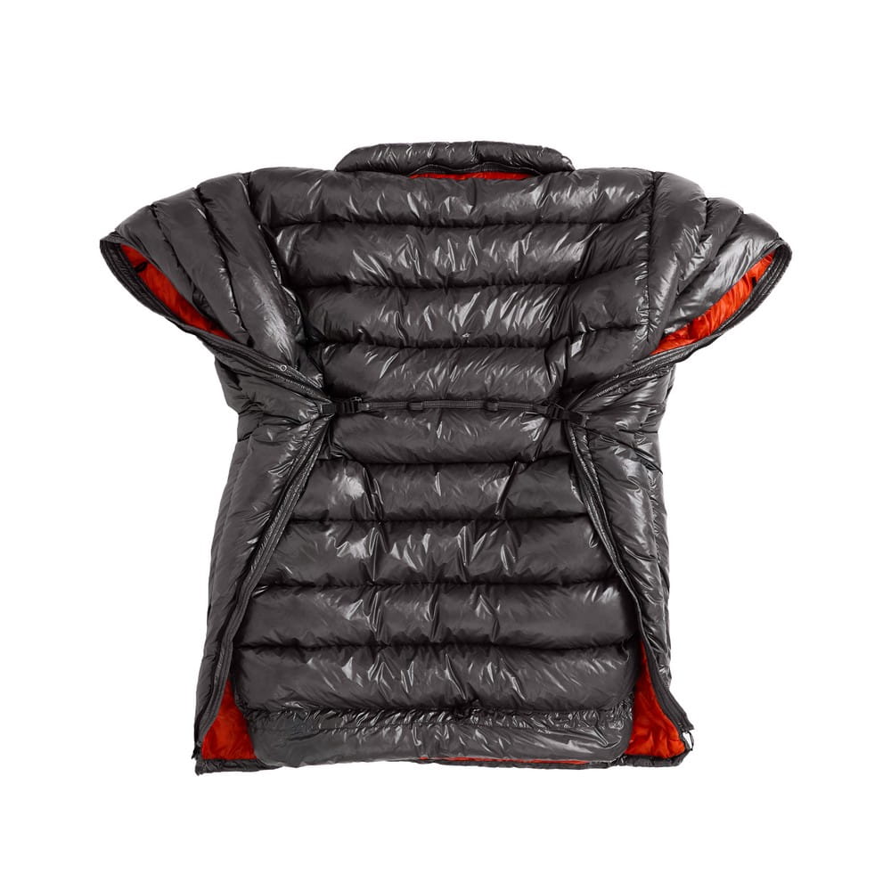 Levitate x ROCK FRONT Multiquilt 250, ultralight down poncho